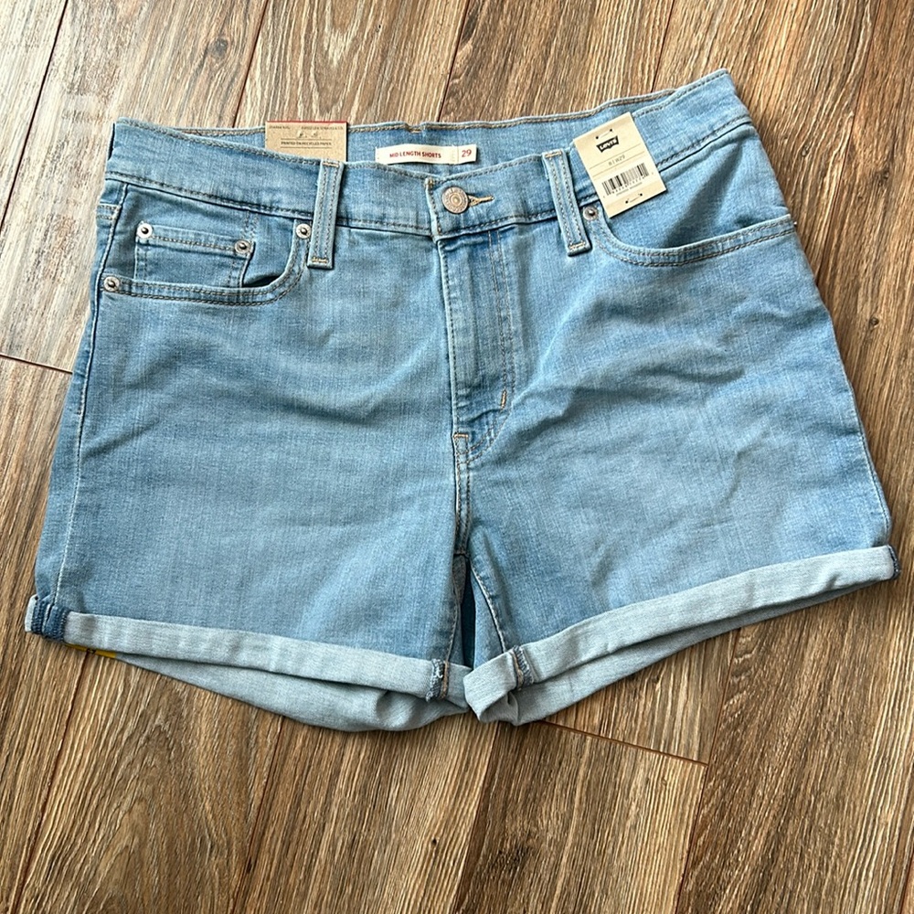 NWT Levi Jean shorts